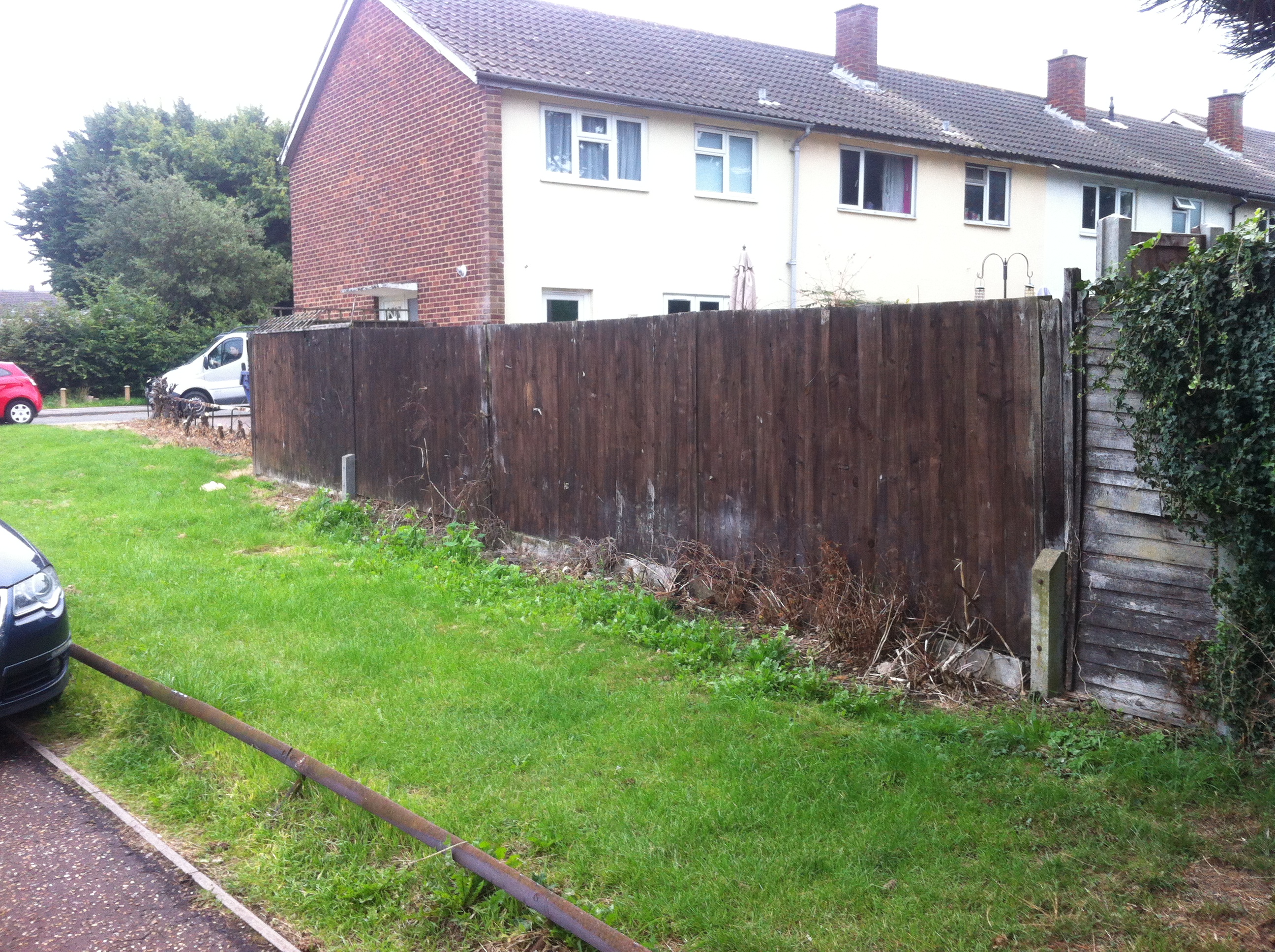 Fence Panel Installation Photo 1