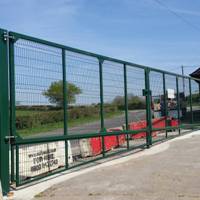 8m Meshed Gates
