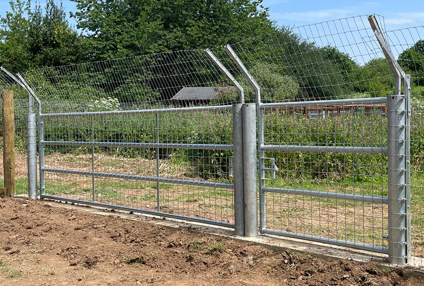 Image of Predator gate available from Farm and Country Fencing