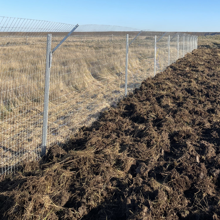 We have modified these fences to cross flowing and/or tidal water and many other site-typical obstacles.