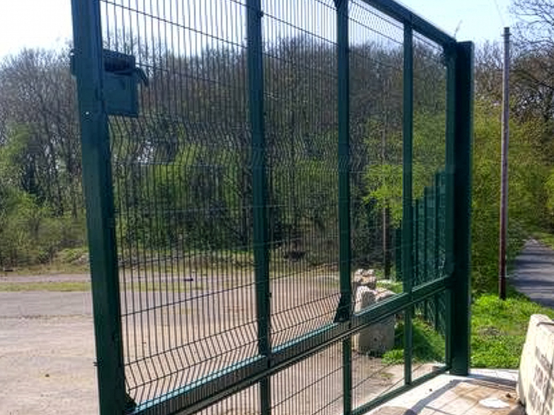 8m Meshed Gates Project - 2