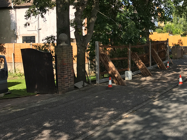 Driveway Gates and Closeboard Fencing Project - 3