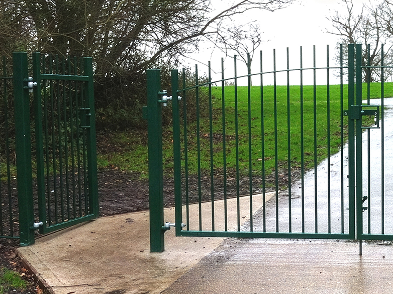 1.8m green mesh fencing installed around park boundary