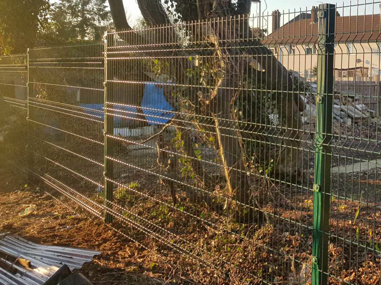 Completed Mesh Fence Around Allotments