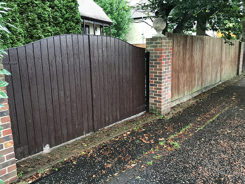 Driveway Gates & Closeboard Fencing Project - 1