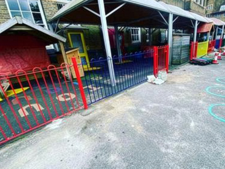 School Bow Top Railings - Essex - 2
