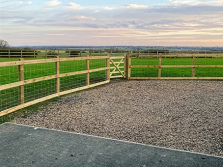 Stock Fencing for Dog Paddock - 3