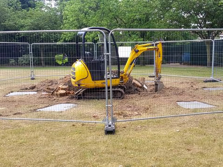 Totem Poles - Cottons Park Project - 3