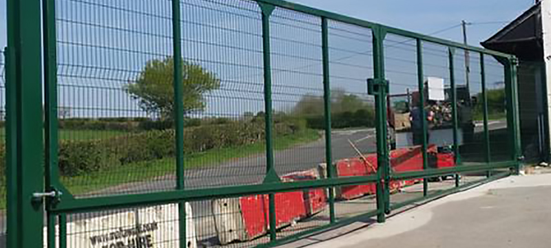 8m Mesh Gates for Storage Yard Access