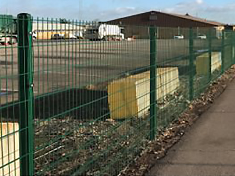 656 Mesh Security Fence in Soil